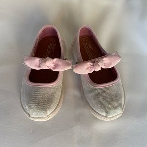 TOMS ballet shoes